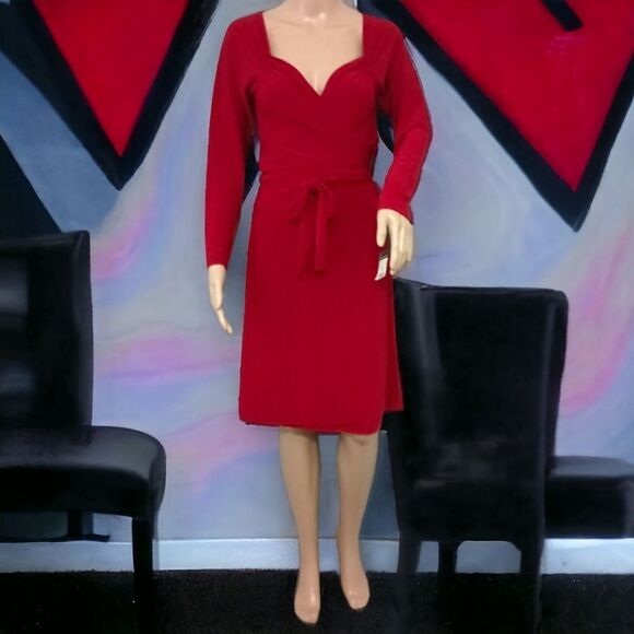 Norma Kamali Sweetheart Dress M True Wrap Red Slinky Knit Long Sleeve NEW Flowy. - Picture 16 of 16